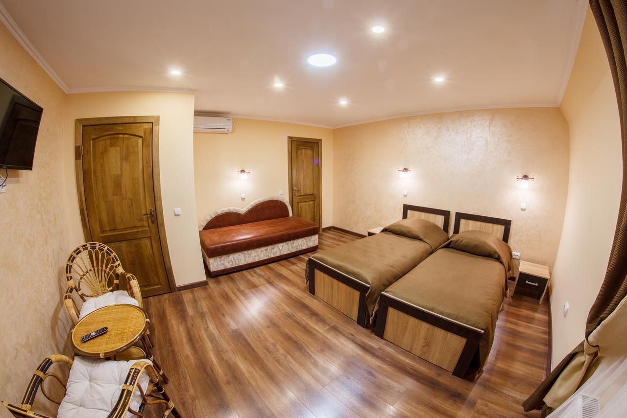 Panorama Apart-Hotel Kamianets-Podilskyi Εξωτερικό φωτογραφία